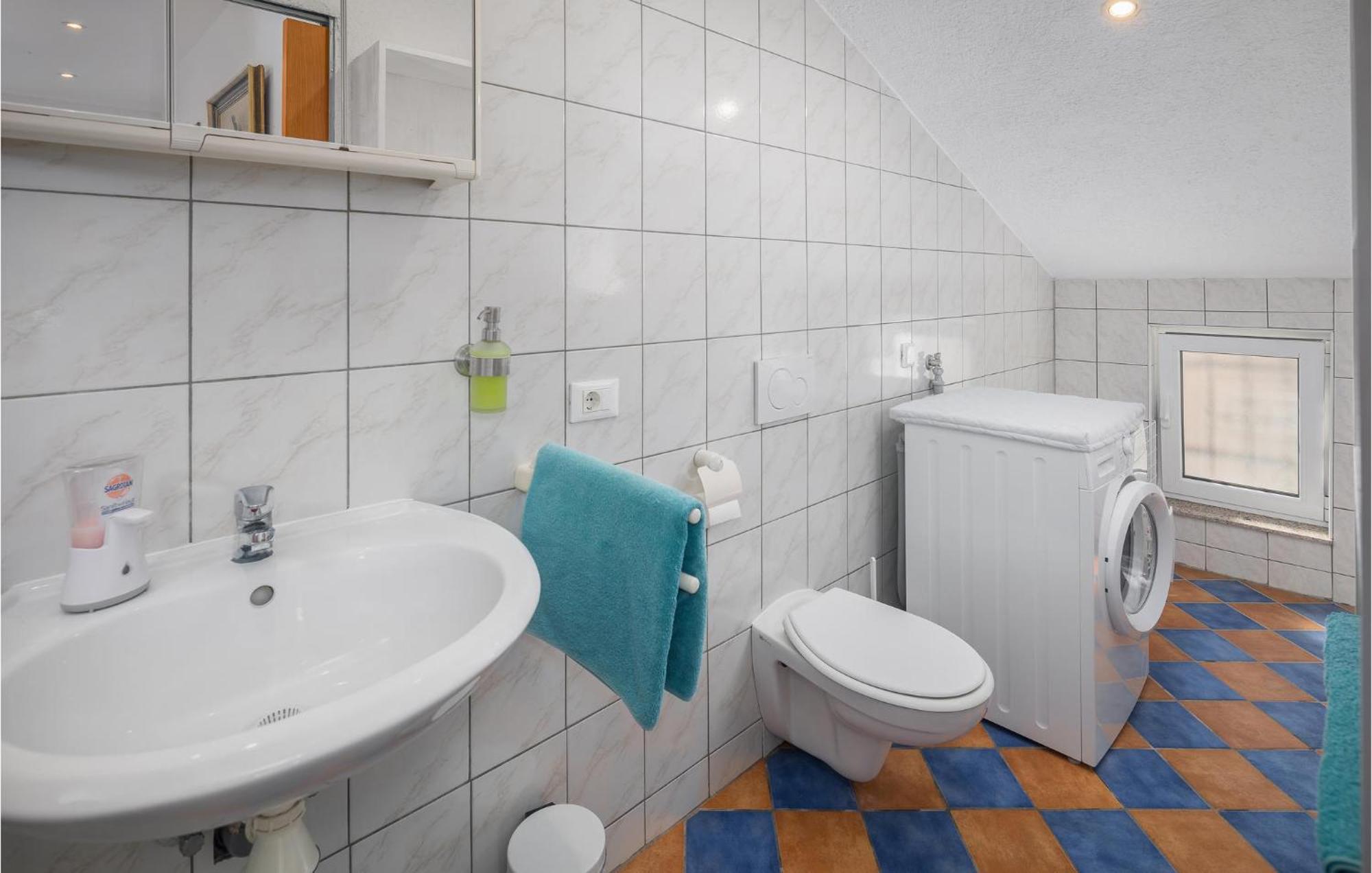 Gorgeous Apartment In Musalez With Kitchen מראה חיצוני תמונה